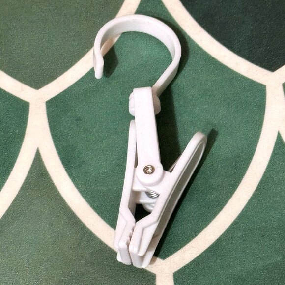 Laundry Hooks, Plastic Swivel Hanging Hanger Clothes Clips, #18 Count - Picture 5 of 14